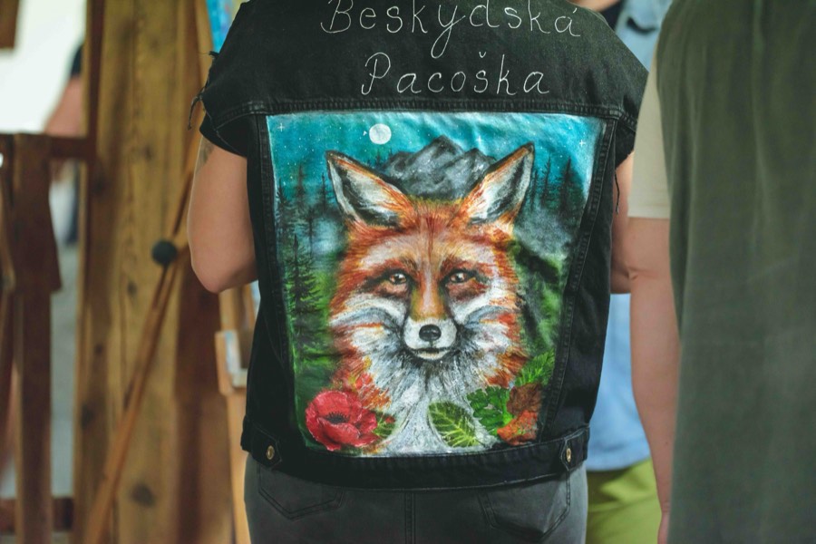 Ručně malované oblečení od Pavly Hanouskové – tx-31