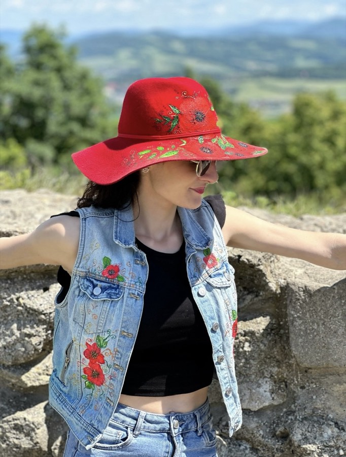 Ručně malované oblečení od Pavly Hanouskové – tx-63